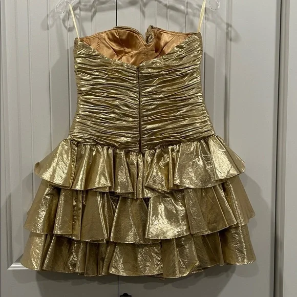 Cache Metallic Gold Evening Dress - Picture 5 of 10